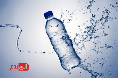 دراسة بريطانية تحذر: المياه المعدنية ضارة بالأسنان