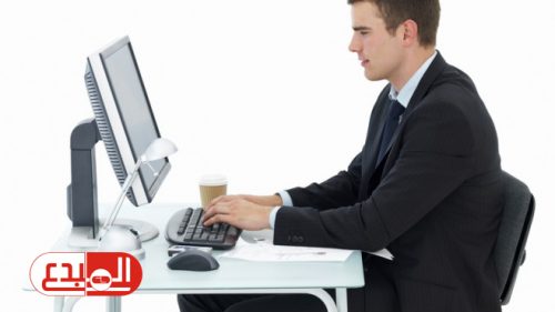 لحماية العينين من أضرار الكمبيوتر.. إليكم نصائح الخبراء