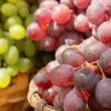 تناول العنب قد يحمي من الإصابة بالزهايمر