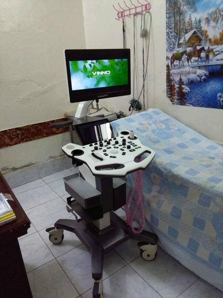AL-MUBDAA Scientific Company in Dr. aqeel manthor Ultrasound VINNO E-20