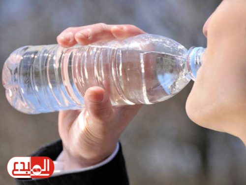 باحثون أمريكيون: زيادة تناول الماء يقلل عدوى المثانة بمقدار النصف